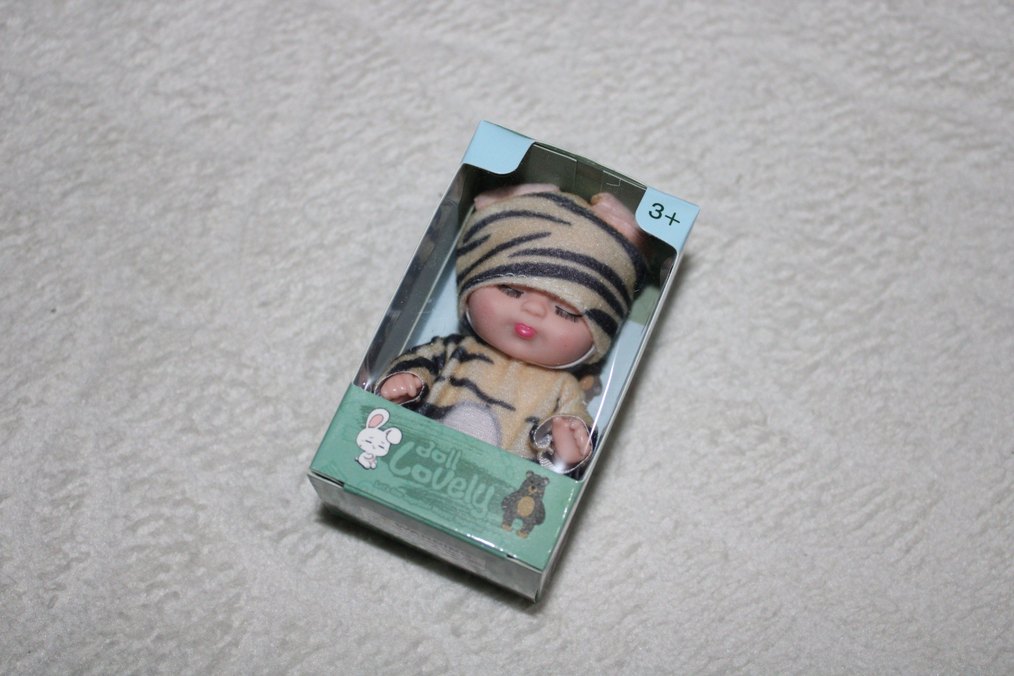 Mini Kostümlü Bebek Oyuncak (1 Adet) - Görsel 4