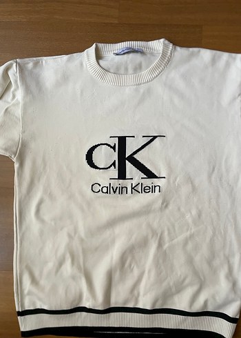 Calvin Klein l