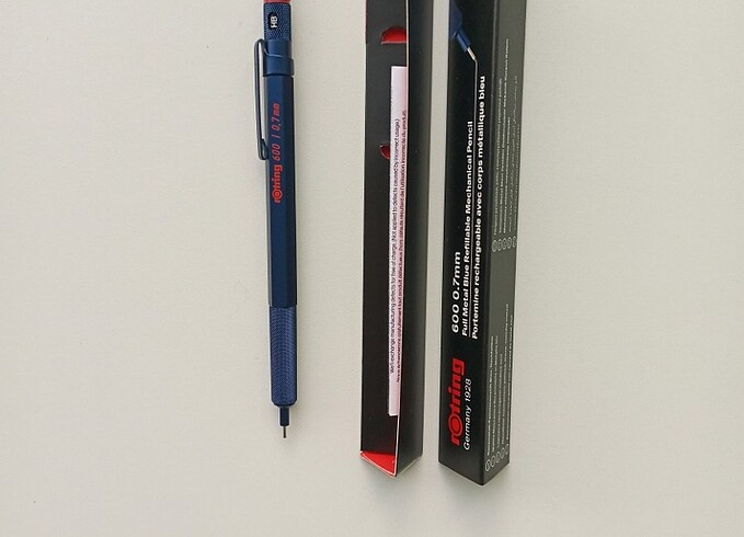 Rotring 600 0.7 mavi uçlu versatil kalem