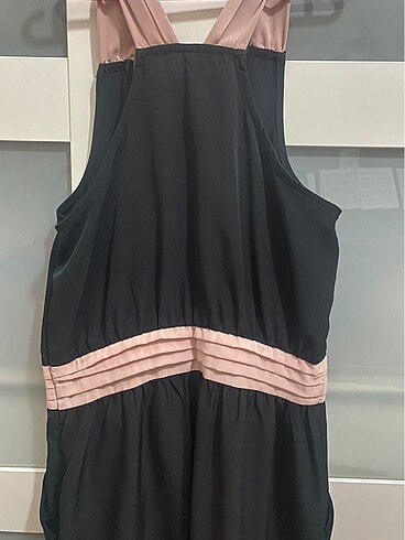 xs Beden siyah Renk MANGO ELBİSE