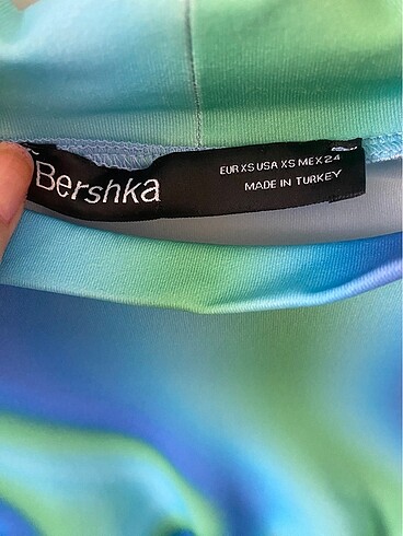 xs Beden BERSHKA ELBİSE
