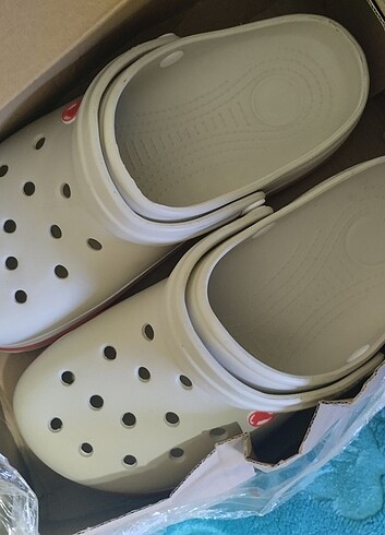 Crocs 41 numara 