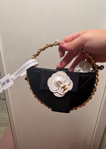 Beden Zincir Detaylı Siyah Deri Çiçekli Chanel Kadın Çanta