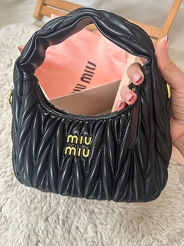 Miu Miu Mlu mlu mini canta