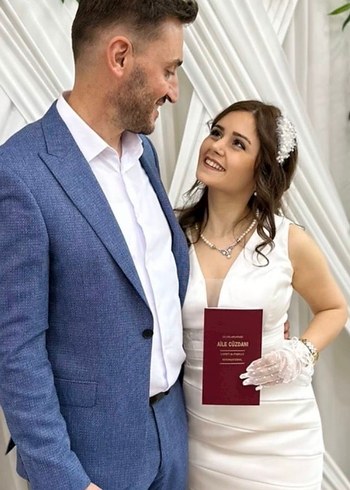 Beyaz V Yaka Drapeli Midi Nişan Elbisesi - Görsel 2