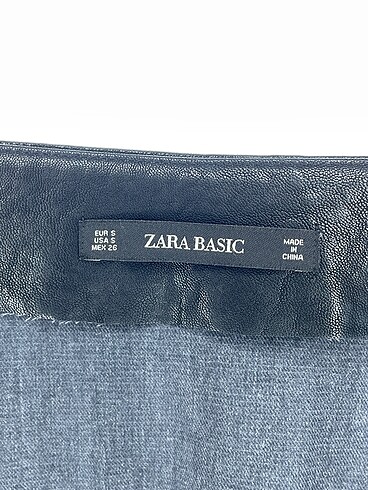 s Beden siyah Renk Zara Mini Etek %70 İndirimli.