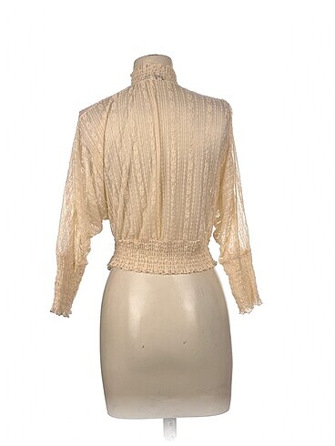 38 Beden PreLoved Bluz %70 İndirimli.