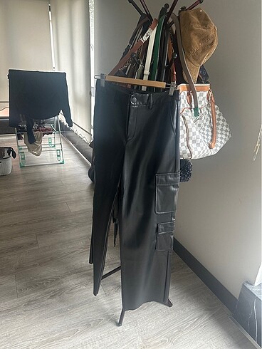 Stradivarius Stradivaris deri pantolon