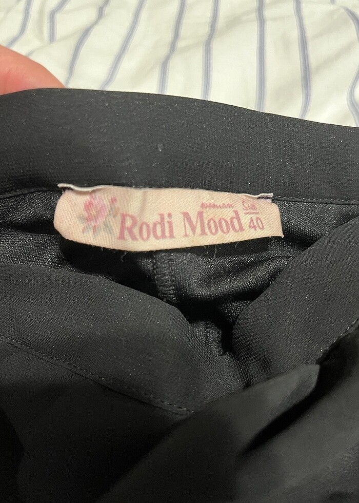 Rodi mood siyah tül etek - Görsel 4