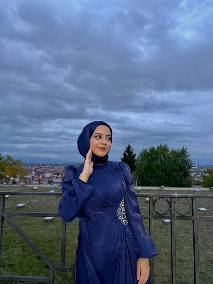 Lacivert Drapeli Uzun Kol Tesettür Abiye - Görsel 3