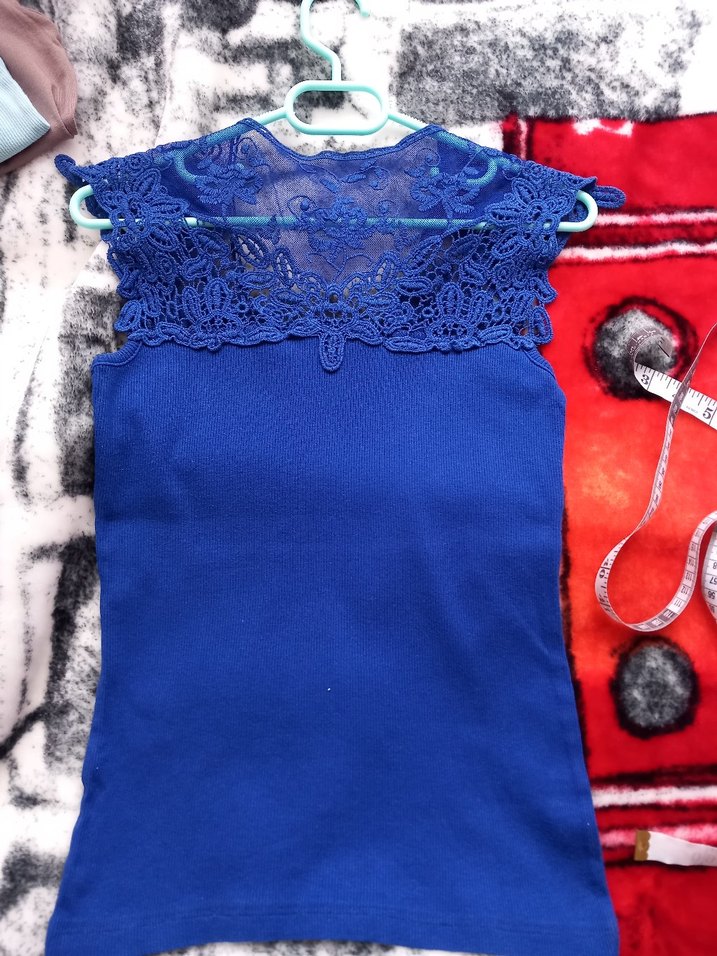 Dantel Detaylı lacivert Kolsuz Bluz - Görsel 2