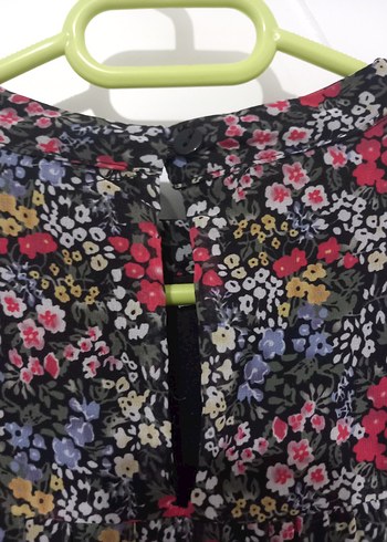Çiçek Desenli fırfırlı elbise - Görsel 6