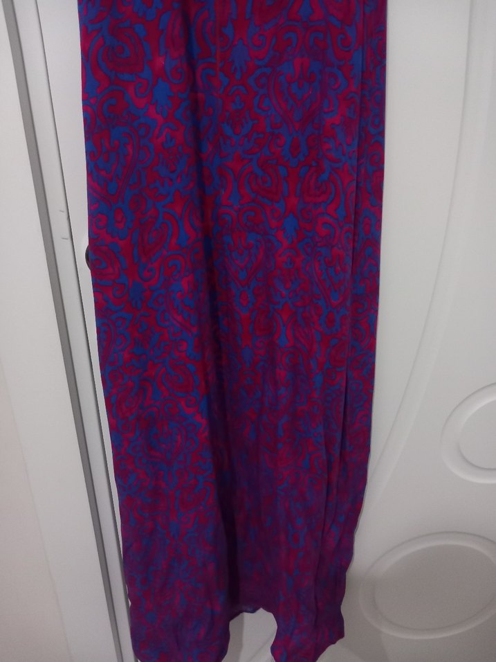 Mor desenli yırtmaçlı elbise - Görsel 3