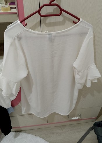 Püskülü Beyaz kadın bluz - Görsel 2