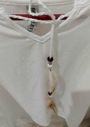 Püskülü Beyaz kadın bluz - Görsel 3