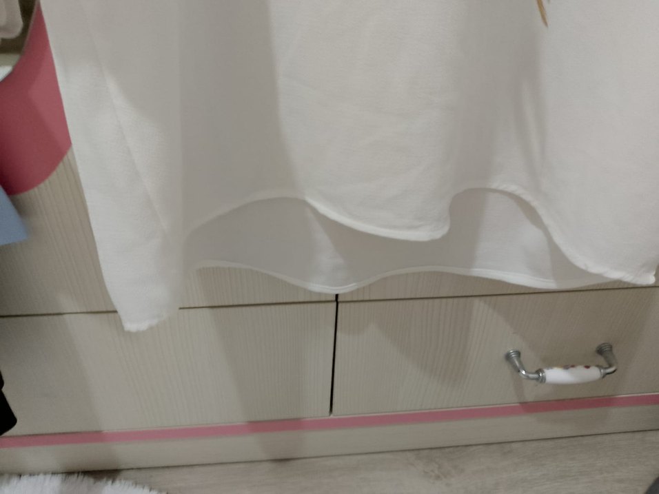 Püskülü Beyaz kadın bluz - Görsel 5