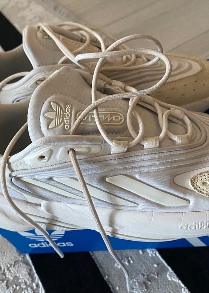 Adidas spor ayakkabı - Görsel 2