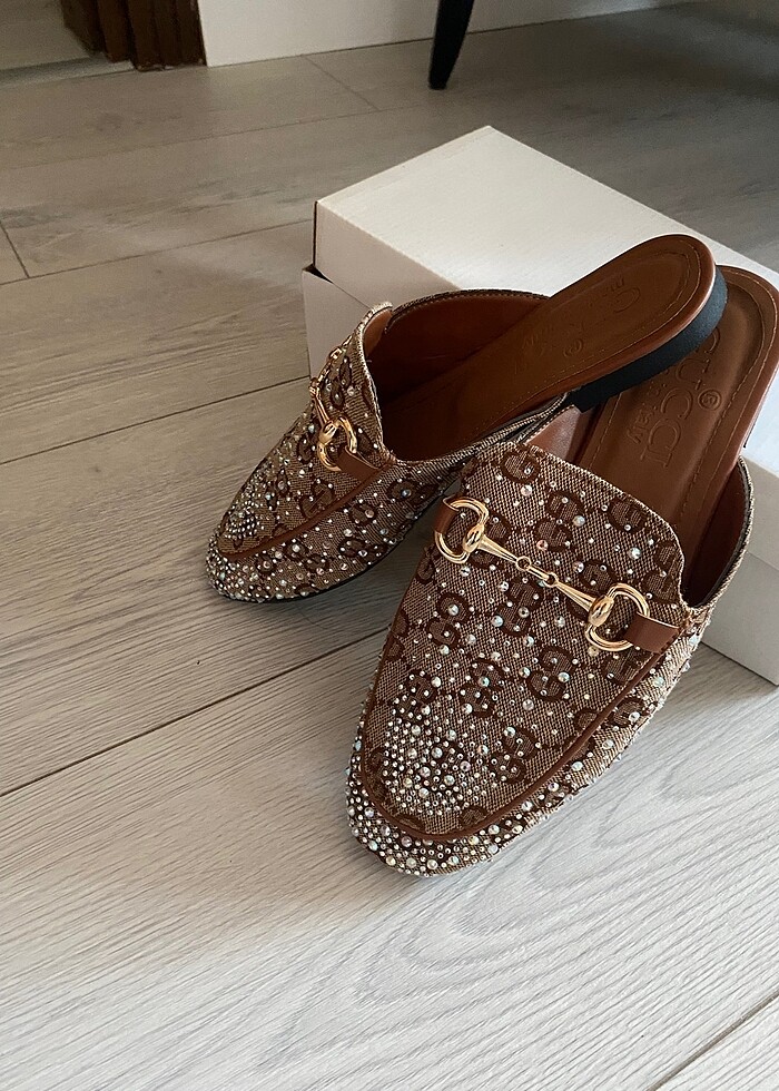 Taşlı terlik - Görsel 2