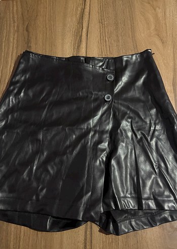 Düğmeli Siyah Deri Mini Etek - Görsel 3