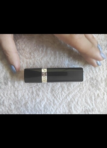 Avon ruj 