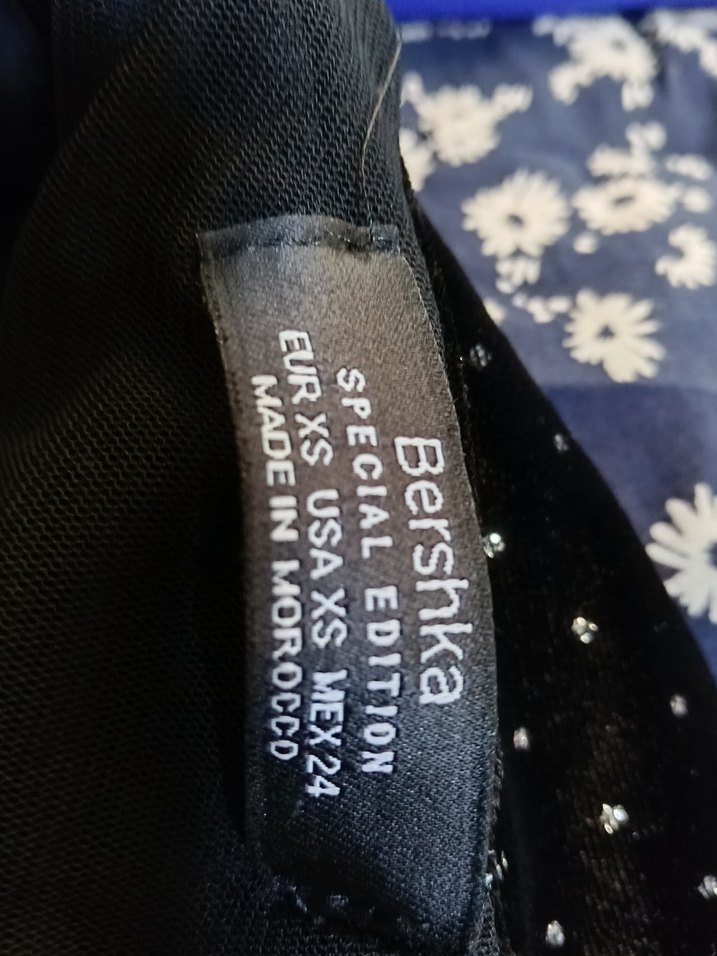 Uzun Kollu Siyah Puantiyeli Midi Elbise - Görsel 4