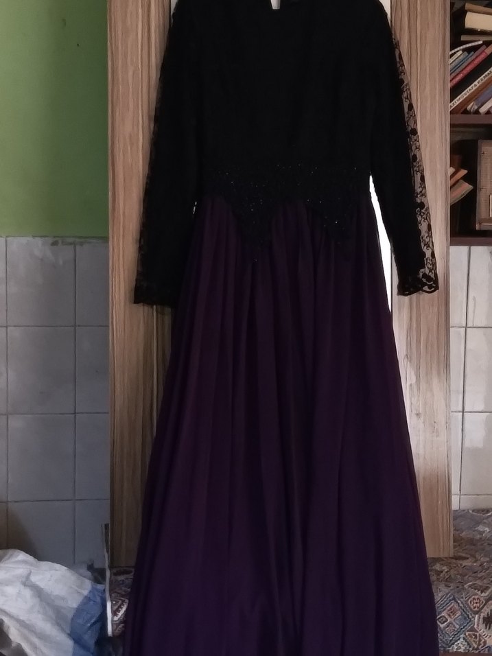 Uzun Mor Gotik Nakışlı Kadın abiye Elbisesi - Görsel 2