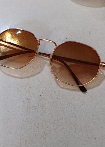 Şeffaf Bej Kadın Güneş Gözlüğü - Görsel 2