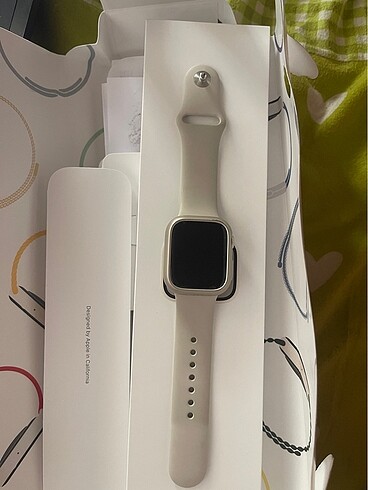 Apple watch 8 41 mm yıldız ışığı
