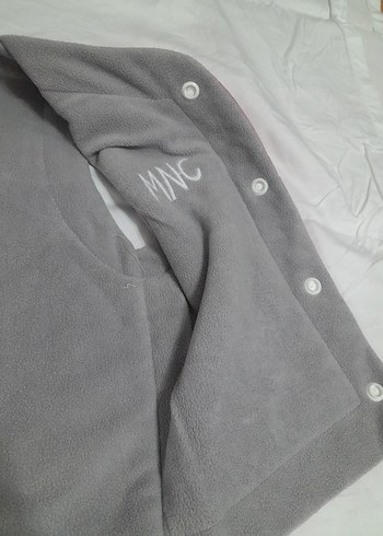 Kız Çocuk Pembe Düğmeli Yelek - Görsel 3