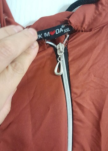 Kadın Uzun Kahverengi Kapüşonlu Yağmurluk - Görsel 5