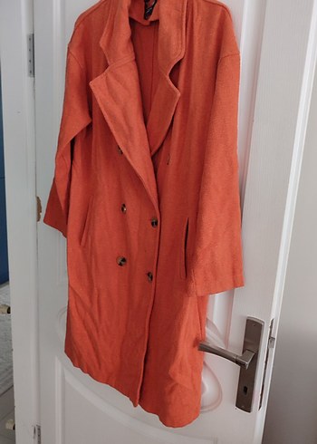 Düğmeli Uzun Kadın Bej Palto - Görsel 2