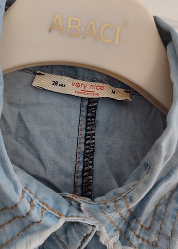 Düğmeli Denim Yaka Kolsuz Kadın Gömlek - Görsel 4