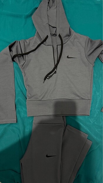 Nike tayt takım