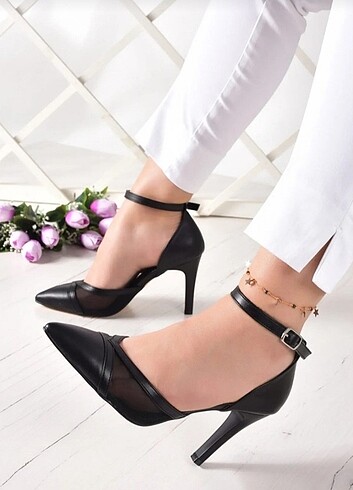 37 Beden Stradivarius stiletto 