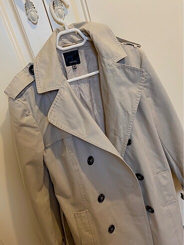 İpekyol Trenchcoat