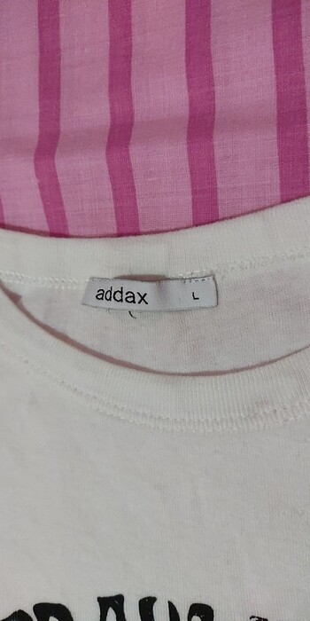 Çiçekli Crop - Görsel 2