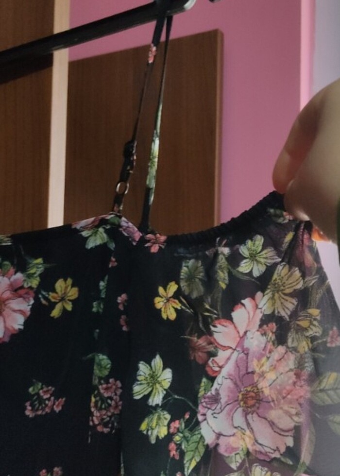 Çiçekli elbise  - Görsel 3