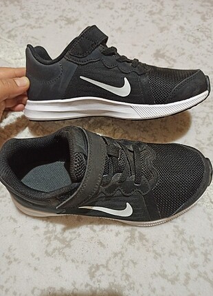 Nike Downshifter 8 Siyah 32 nmr ayakkabı