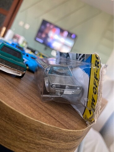 Beden Hot wheels vw caddy pick up majorette Matchbox