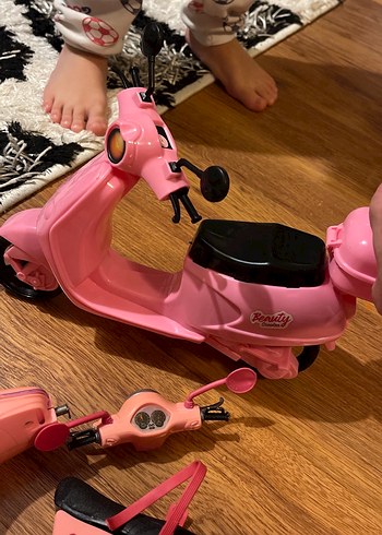  Beden Pembe Oyuncak Motosikletler