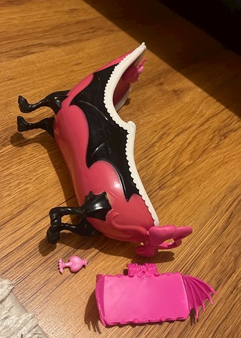 Monster High Draculaura Banyo - Görsel 3