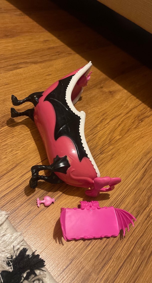 Monster High Draculaura Banyo - Görsel 3