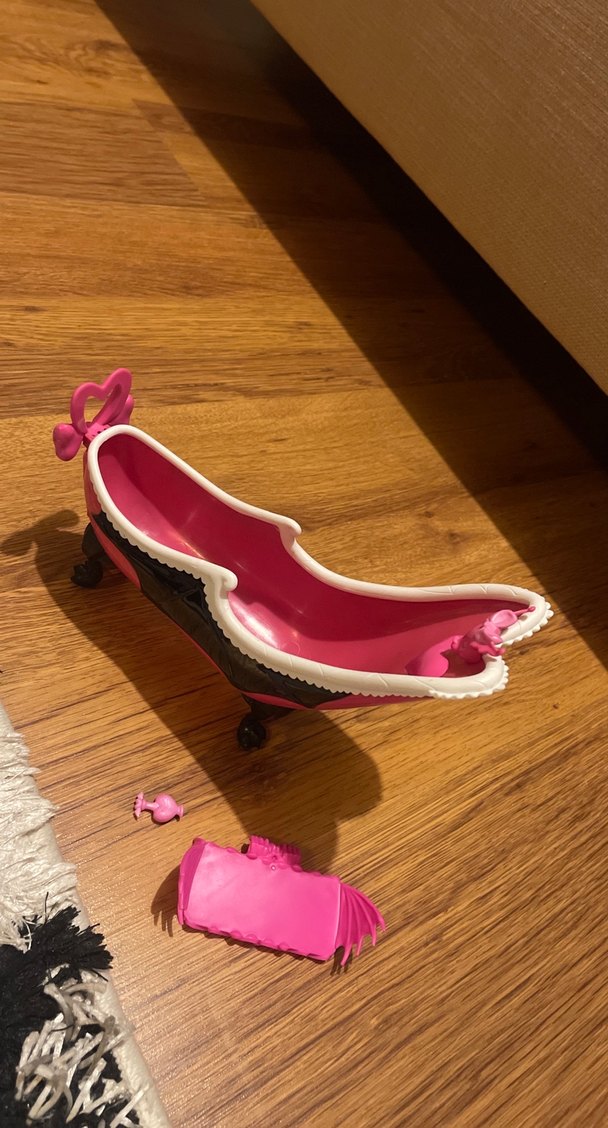 Monster High Draculaura Banyo - Görsel 4