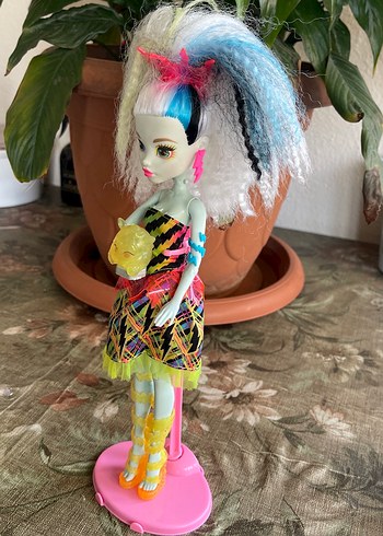 Monster High Renkli Bebek - Görsel 5