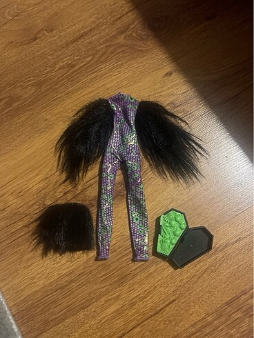 Monster High Monster high elbise ve aksesuar