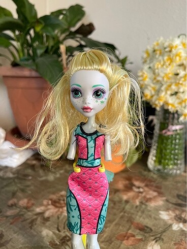 Beden Monster high