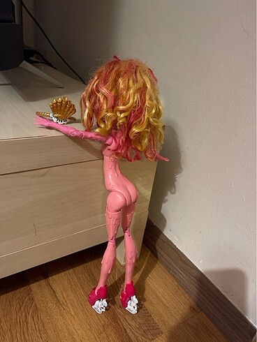  Beden Monster high