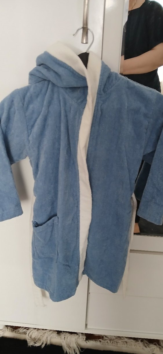 Kapüşonlu Erkek Çocuk Bornoz - Nakışlı - Görsel 2