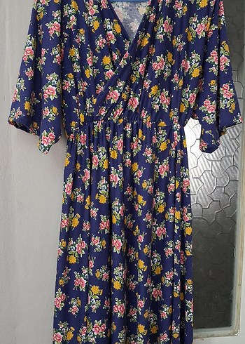 Renkli Çiçek Desenli Uzun Hemşire Önlüğü - Görsel 6