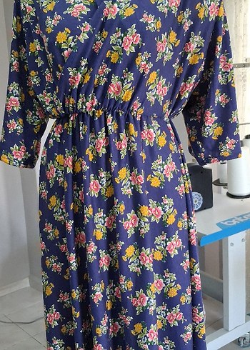 Renkli Çiçek Desenli Uzun Hemşire Önlüğü - Görsel 9